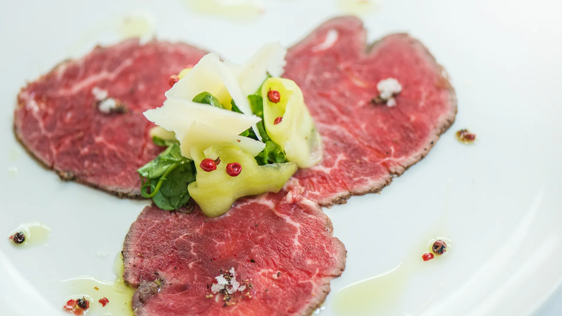 Thinly sliced, garnished meat served at Arden Hotel Restaurant. 